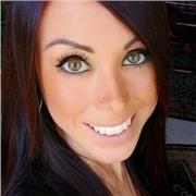 Laureata in cosulenza del lavoro impartisce lezioni di diritto per studenti e lezioni sul diritto del lavoro e buste paga